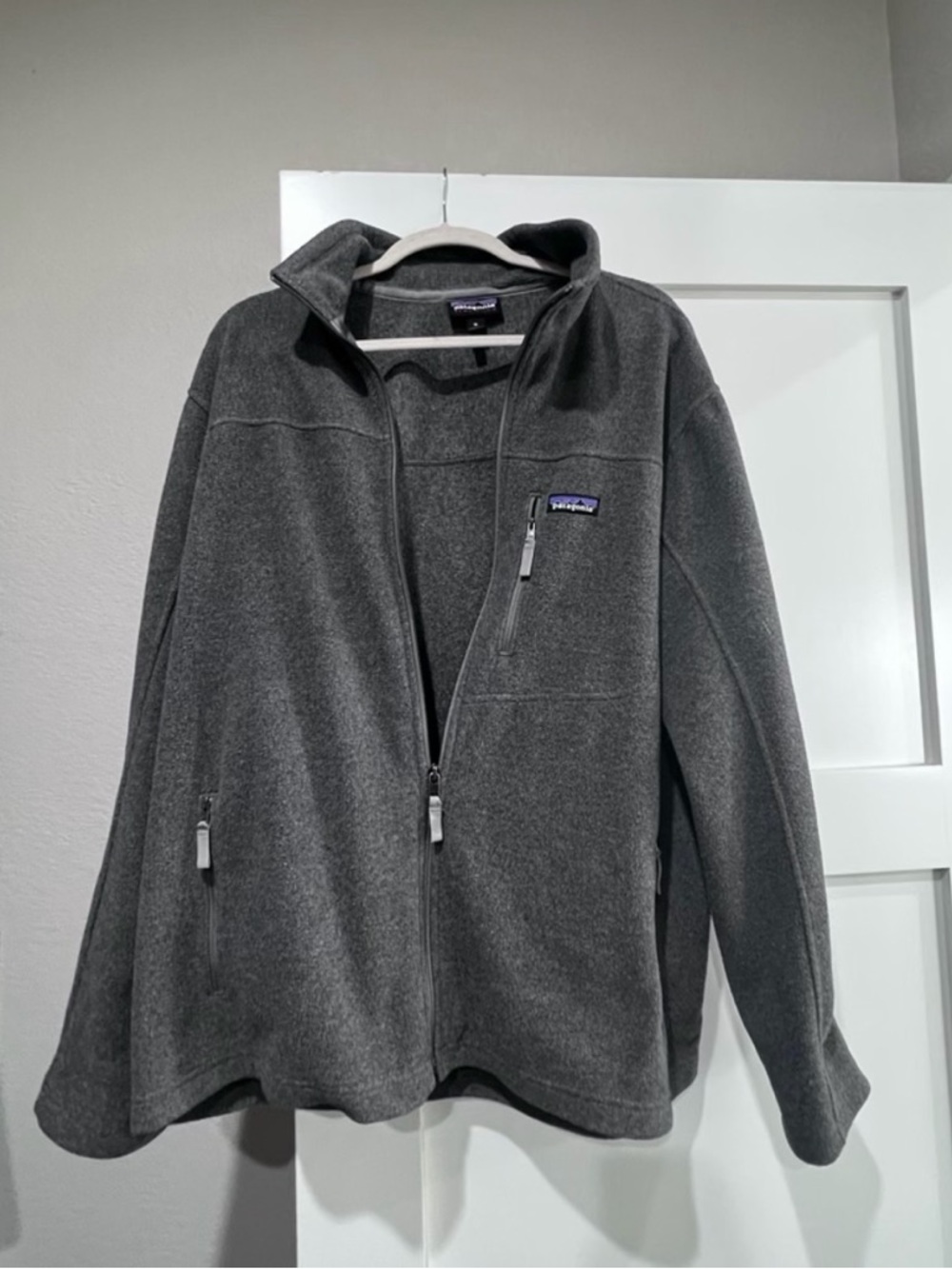 Patagonia Dark Gray Fleece Jacket